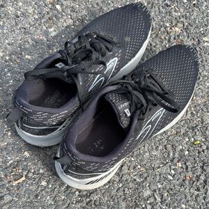 Brooks Black and Gray Men's Sneakers